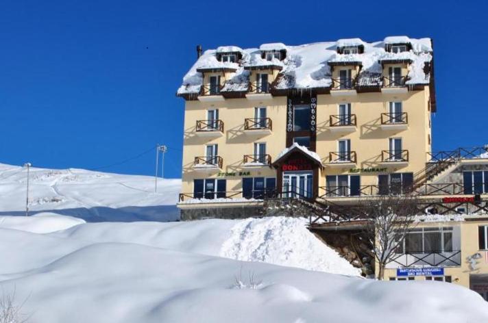 Hotel Donata Goedaoeri Buitenkant foto