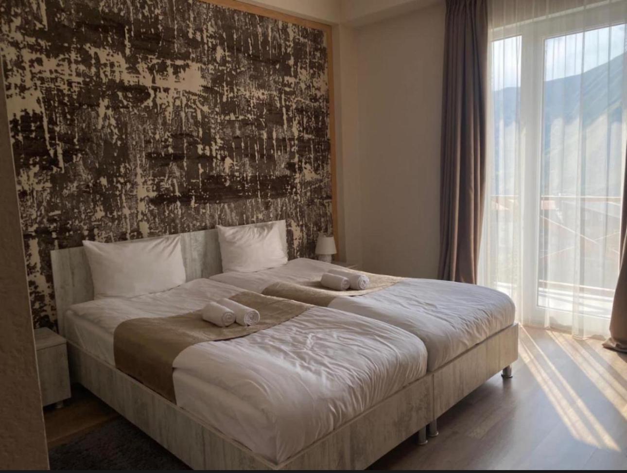Hotel Donata Goedaoeri Buitenkant foto